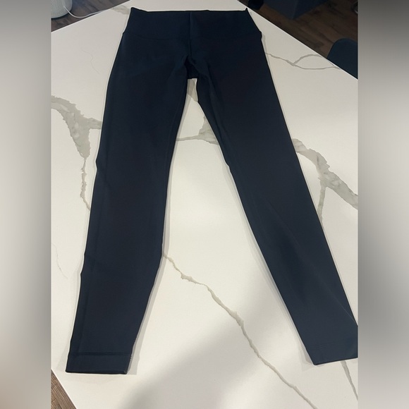 Lululemon Wunder Under Leggings - Picture 5 of 9